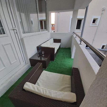 Apartments "4You" Тиват Екстер'єр фото
