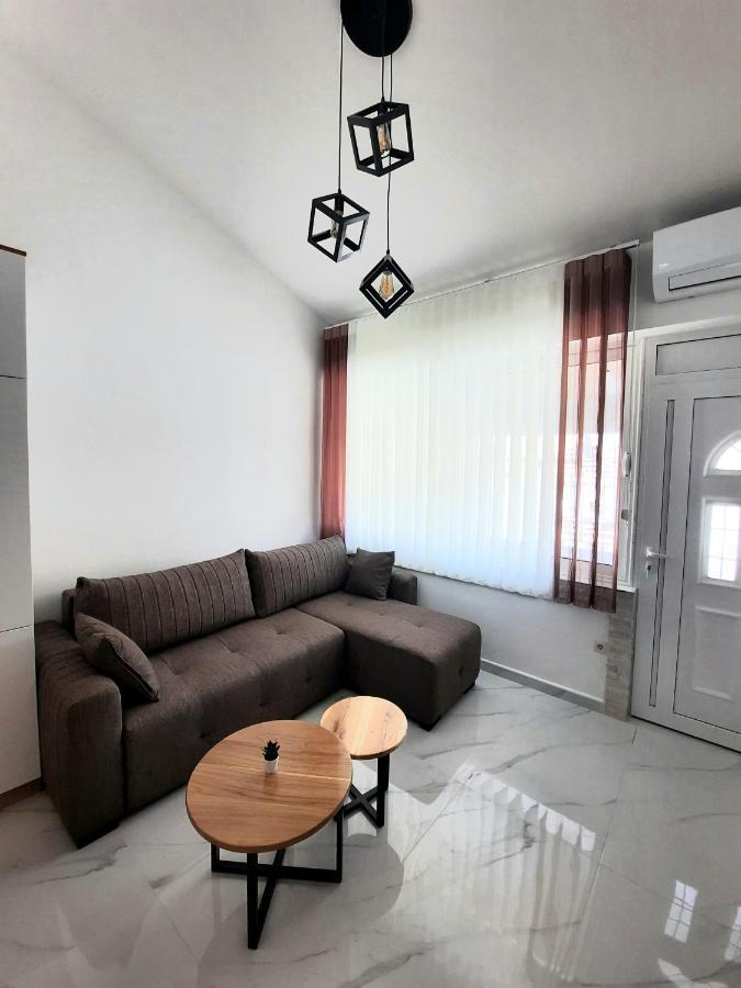 Apartments "4You" Тиват Екстер'єр фото