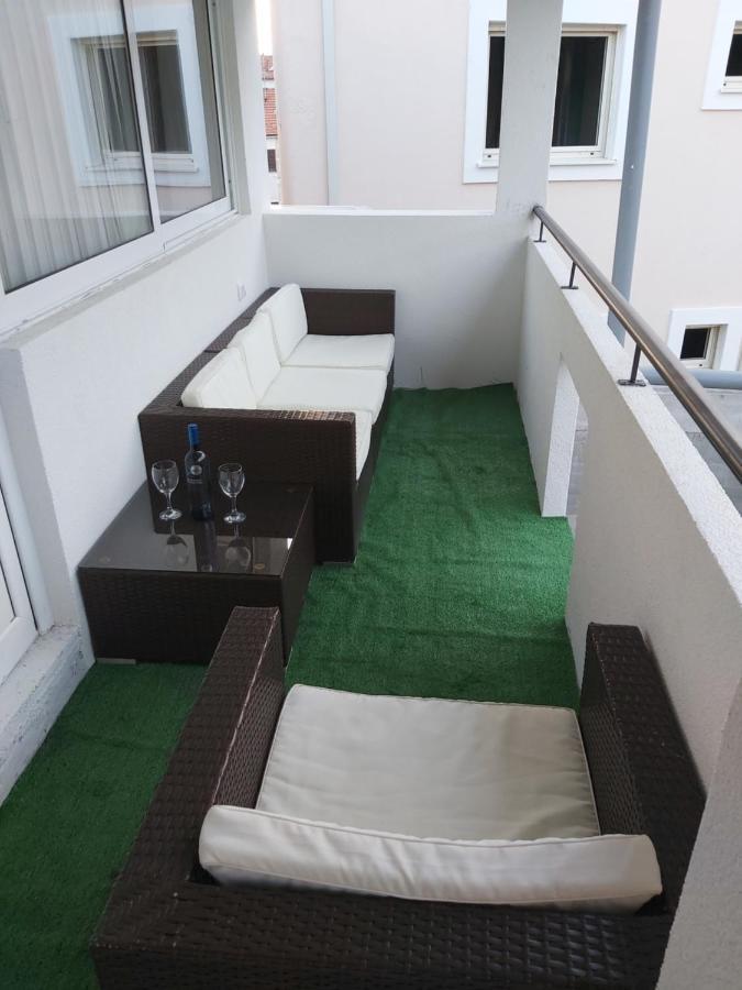 Apartments "4You" Тиват Екстер'єр фото