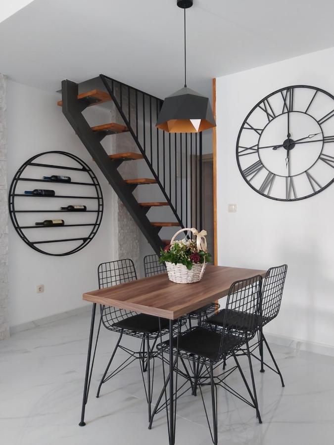 Apartments "4You" Тиват Екстер'єр фото